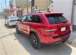 جیپ گراند شیرۆکی